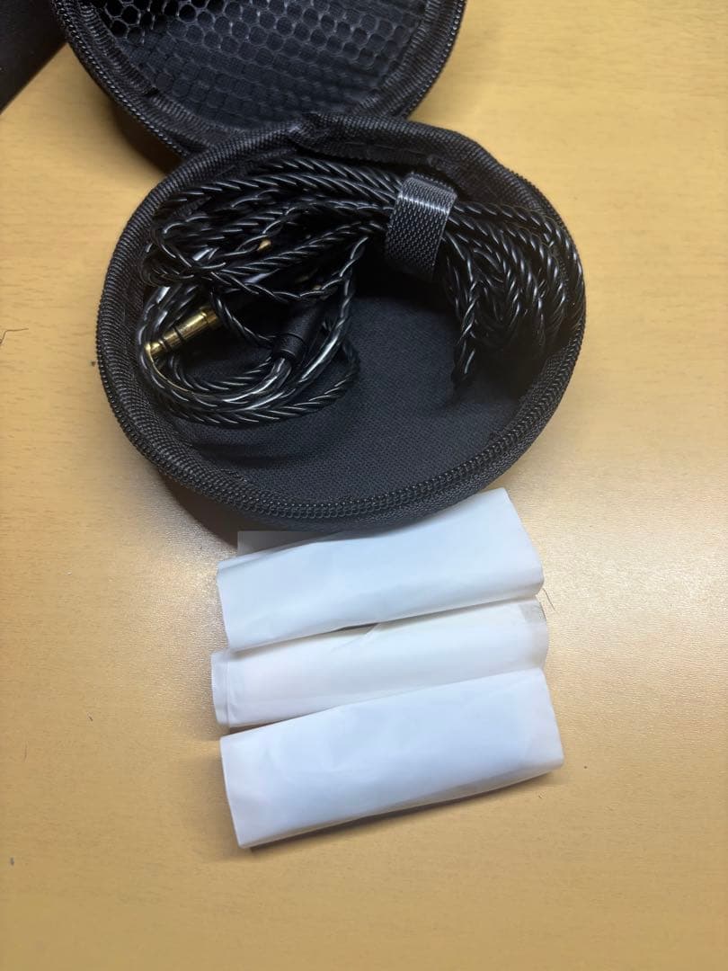 Acoustune RS THREE 有線イヤホン