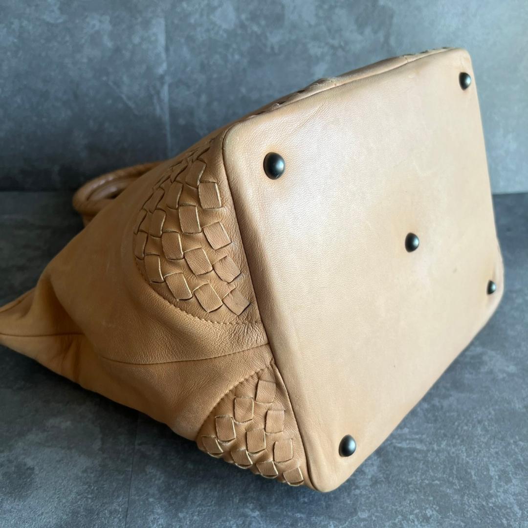 ⭐️BOTTEGA VENETA⭐️ボッテガヴェネタ イントレチャート