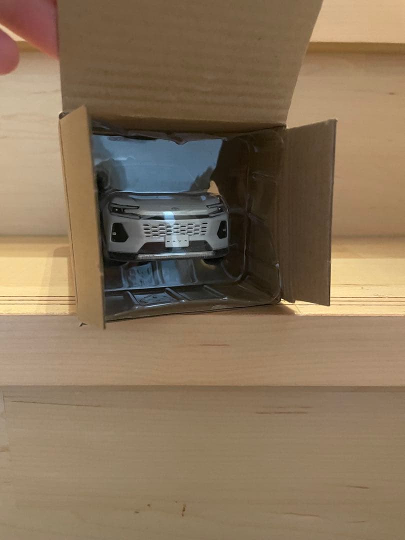 トヨタ新型RAV4カラーサンプル