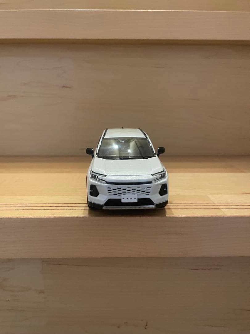 トヨタ新型RAV4カラーサンプル