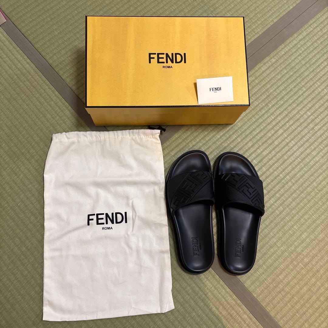 フェンディ　FENDI メンズ　サンダル