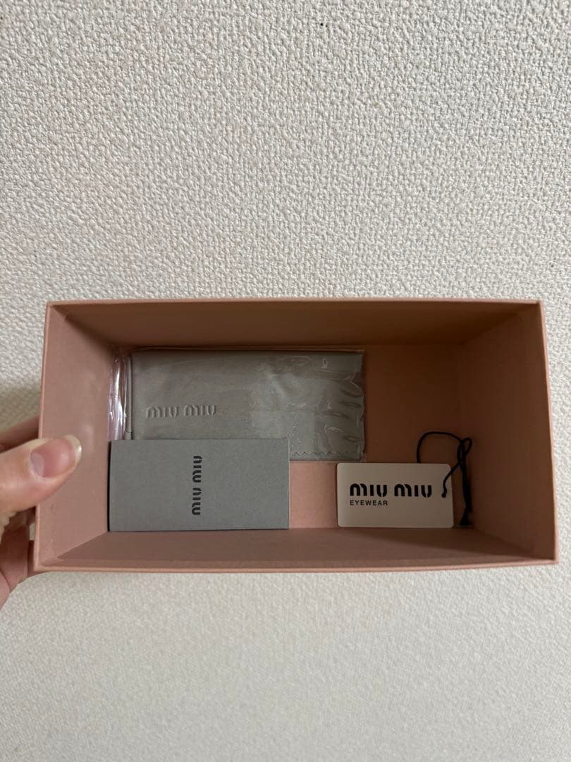 miu miu ピンク ベルベット 収納ケース