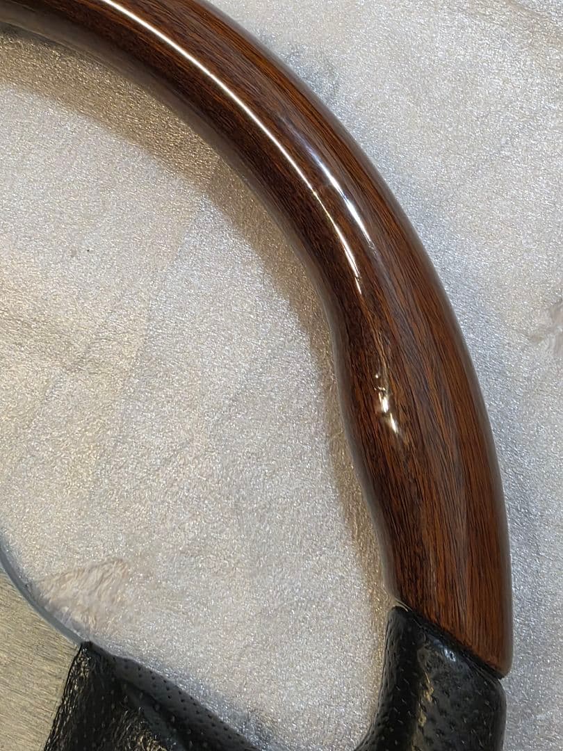 momo ウッドステアリング 350mm