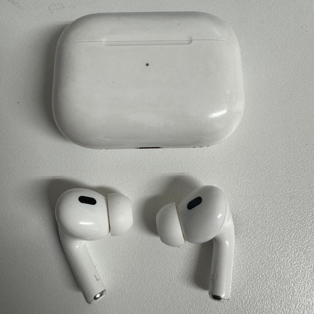 AirPods pro（第2世代）　Lightning ライトニング