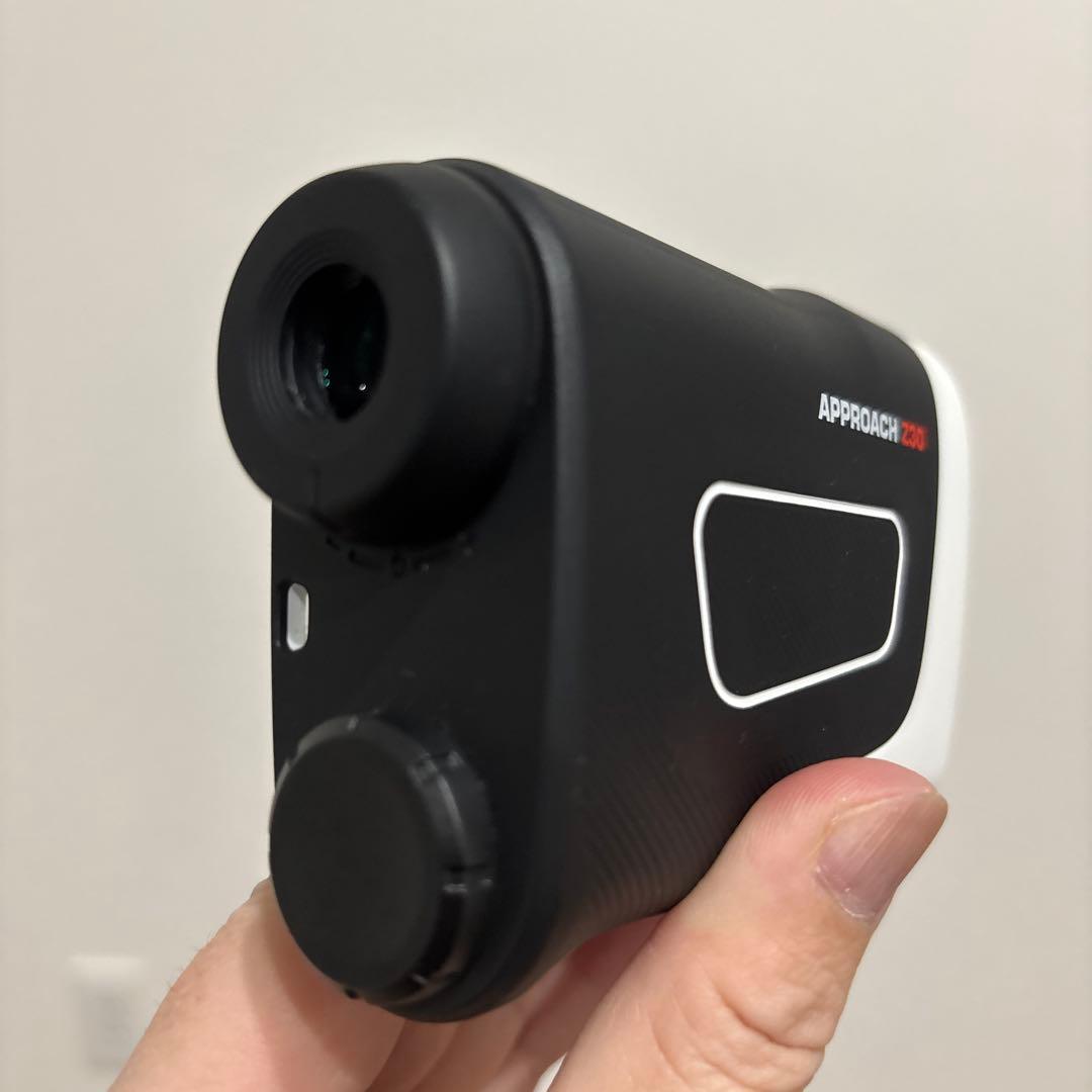 美品　GARMIN Approach Z30 ゴルフ用レーザー距離計