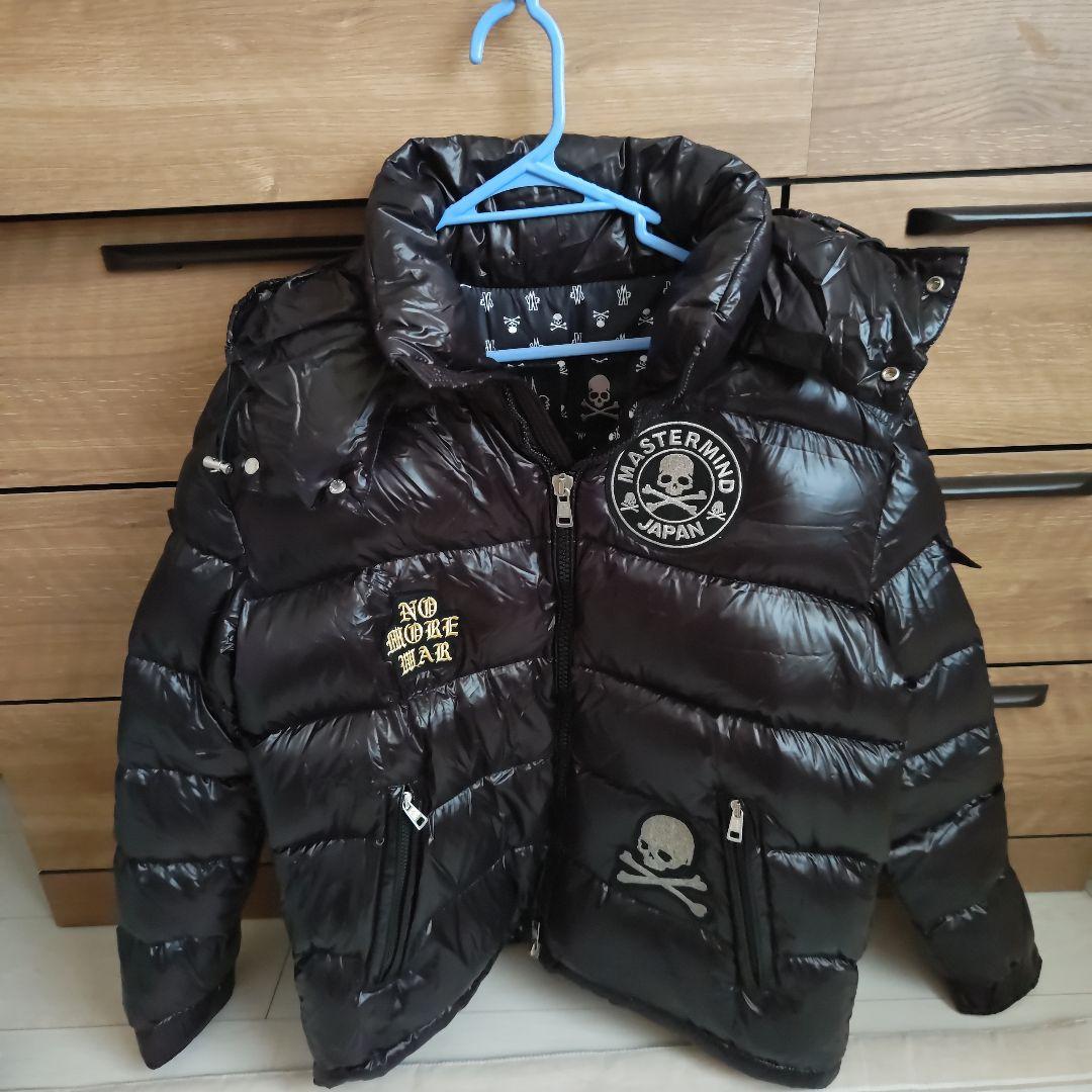 ワッペンブラックダウンジャケット