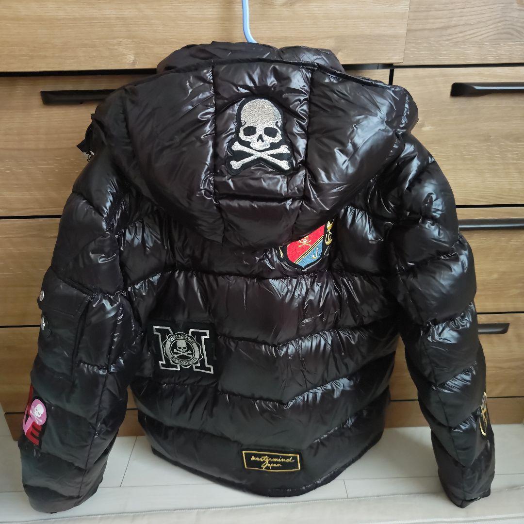 ワッペンブラックダウンジャケット