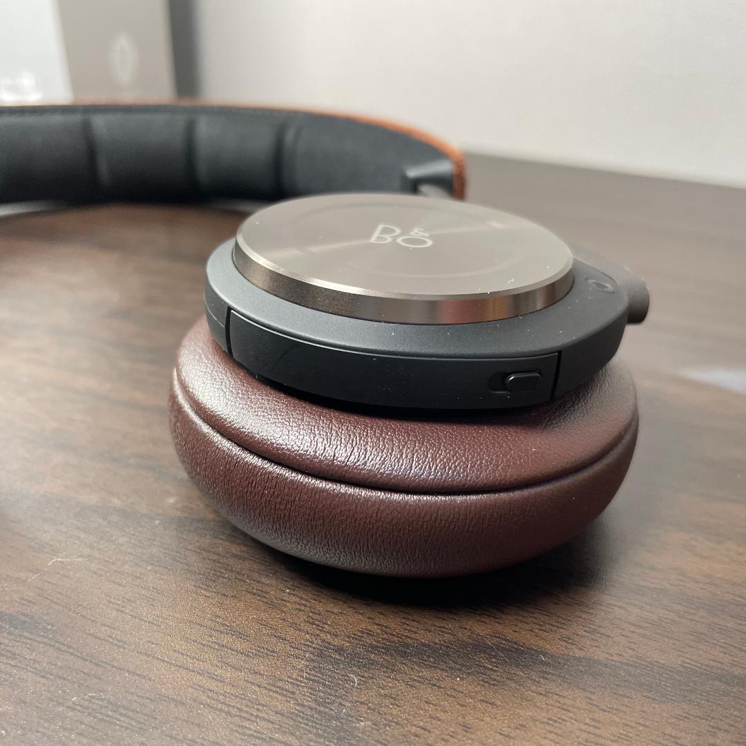 B&O BEOPLAY H8 ワイヤレスヘッドフォン(Bang&Olufsen)