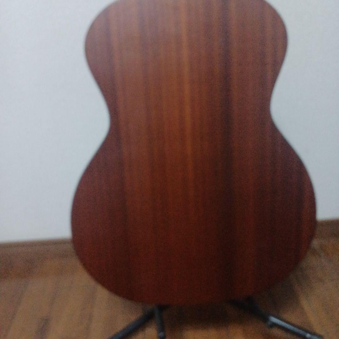 Taylor アコースティックギター114e