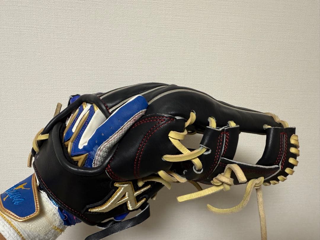 ケイジニキ　ATOMS 軟式グローブ 026型　週末値下げ中