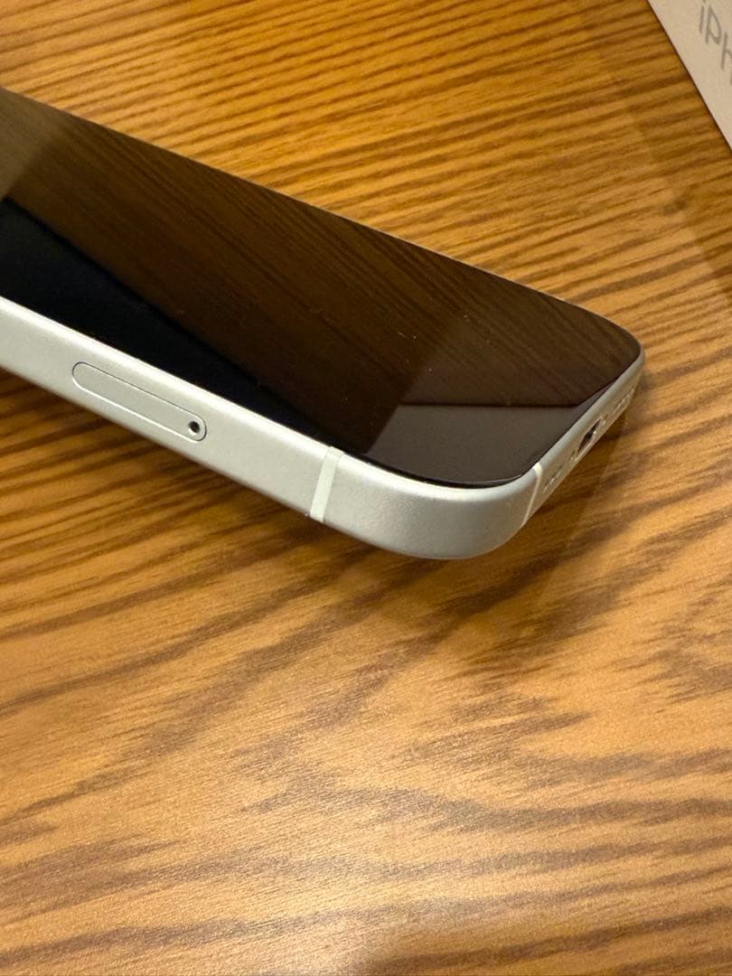 iPhone 15 128GB 最大容量98%