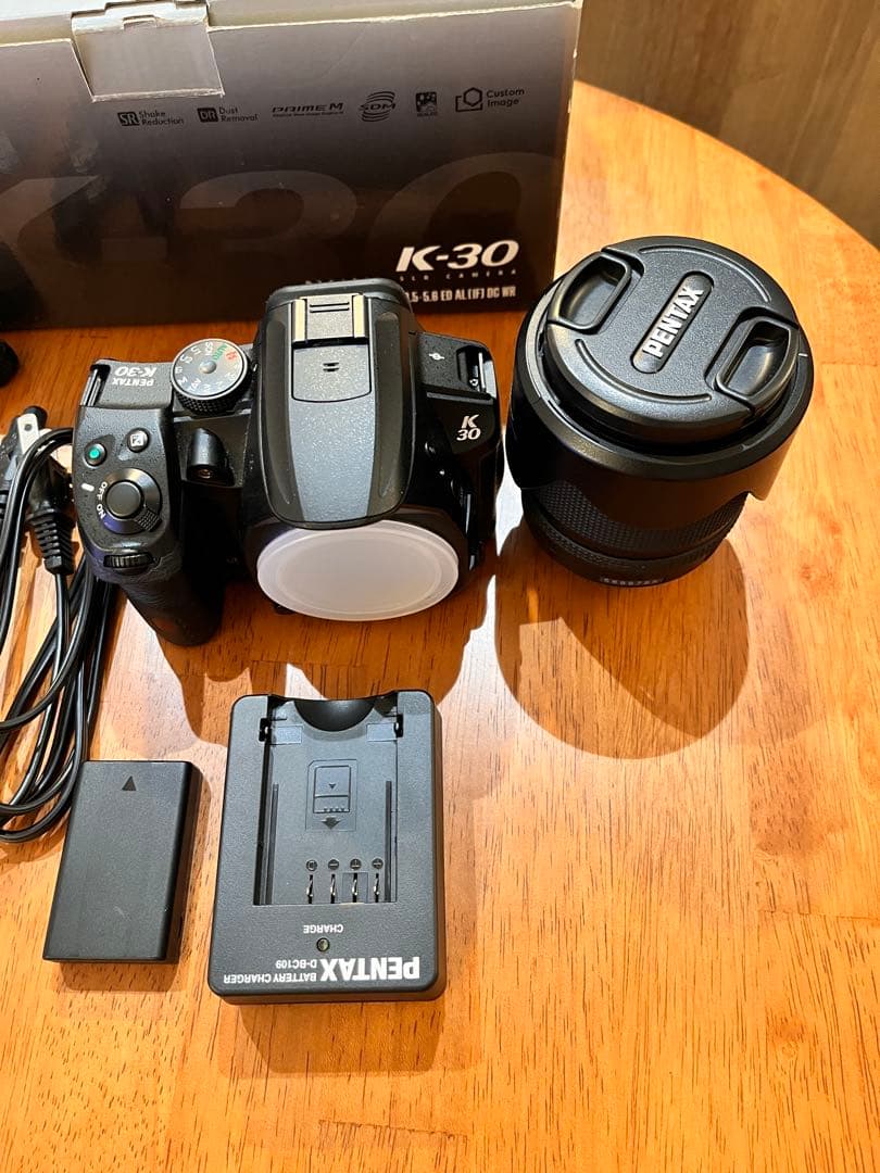 ペンタックス PENTAX K-30 レンズキット　18-135mm