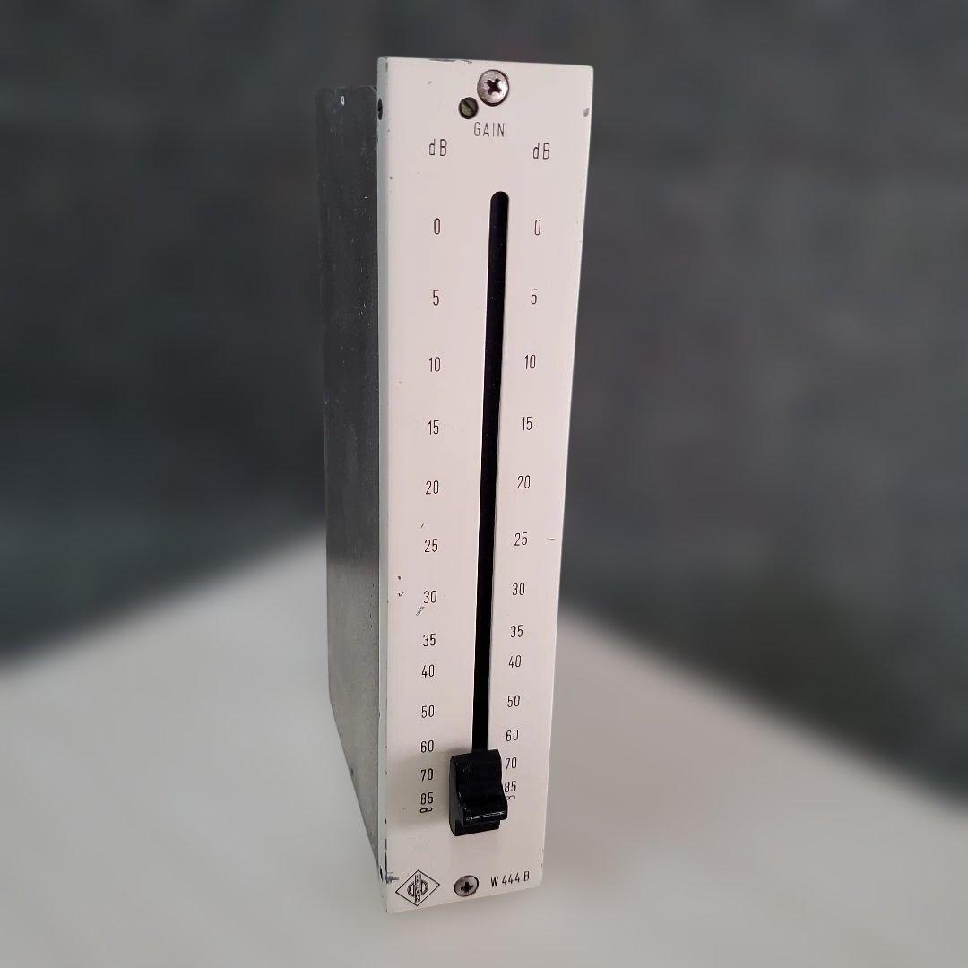 ノイマン W444Bフェーダー ヴィンテージオーディオ