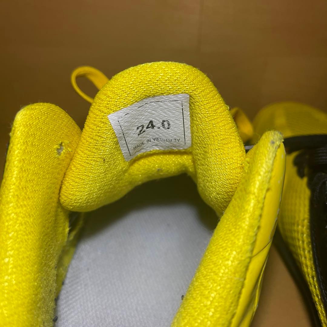 あやですASICS バレーボールシューズ 24.0cm 黒/黄 左右非対称