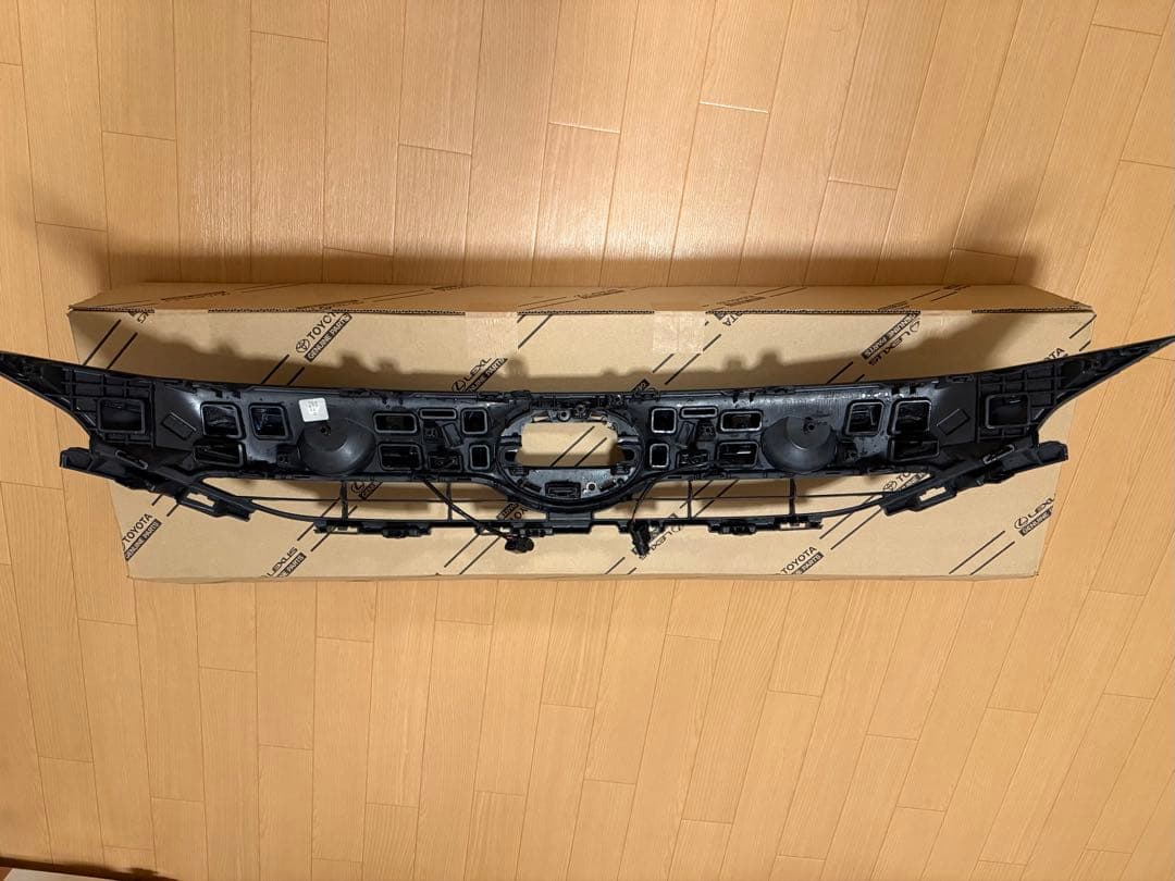 こ*け様 トヨタ 80ハリアー モデリスタシグネチャーイルミグリル