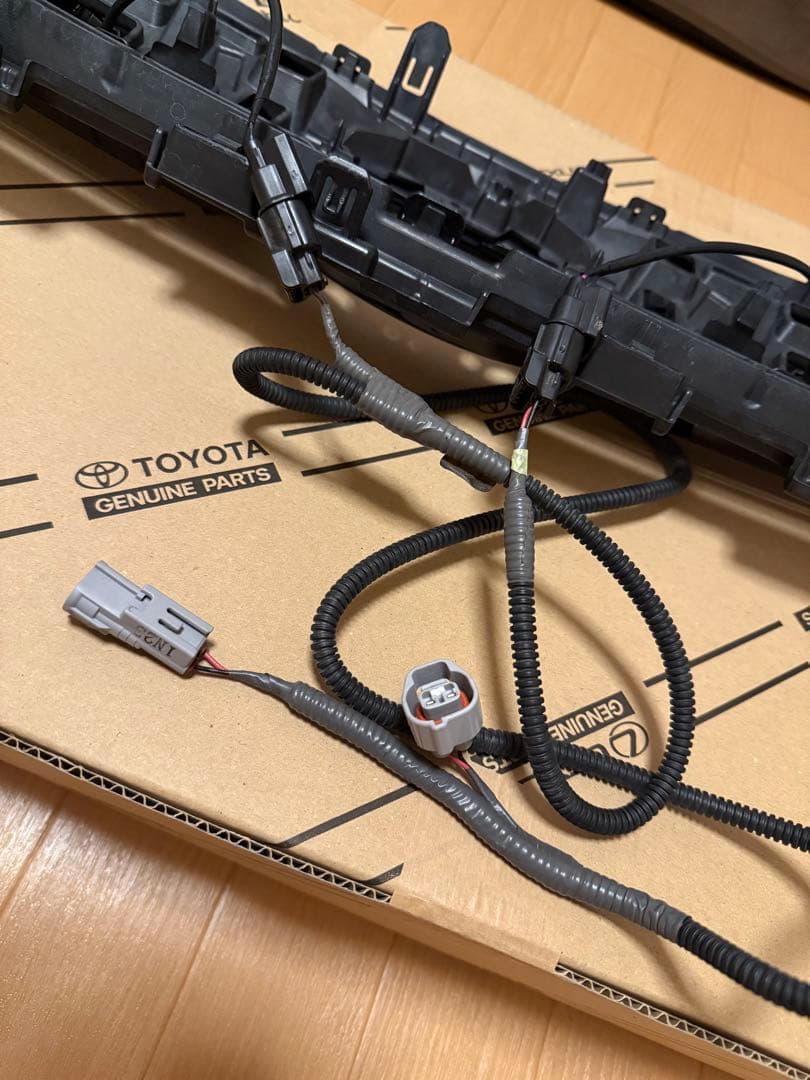 こ*け様 トヨタ 80ハリアー モデリスタシグネチャーイルミグリル