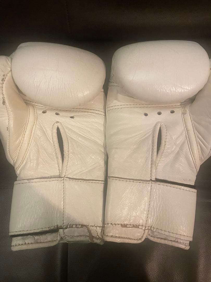 Winning ボクシンググローブ ホワイト　8オンス