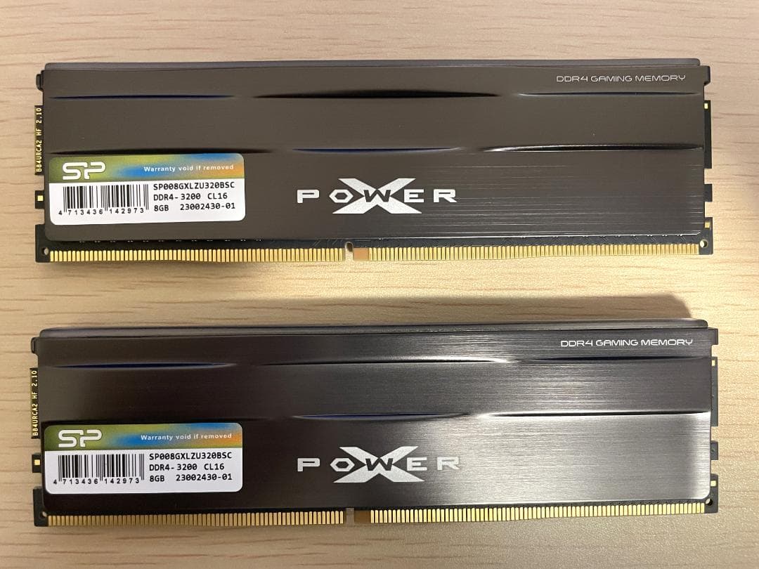 シリコンパワー製メモリ DDR4-3200 16GB (8GB x 2枚)