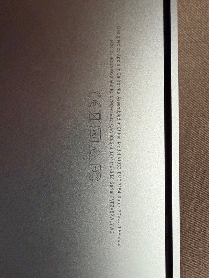 Apple MacBook Air 13インチ A1932 スペースグレイ