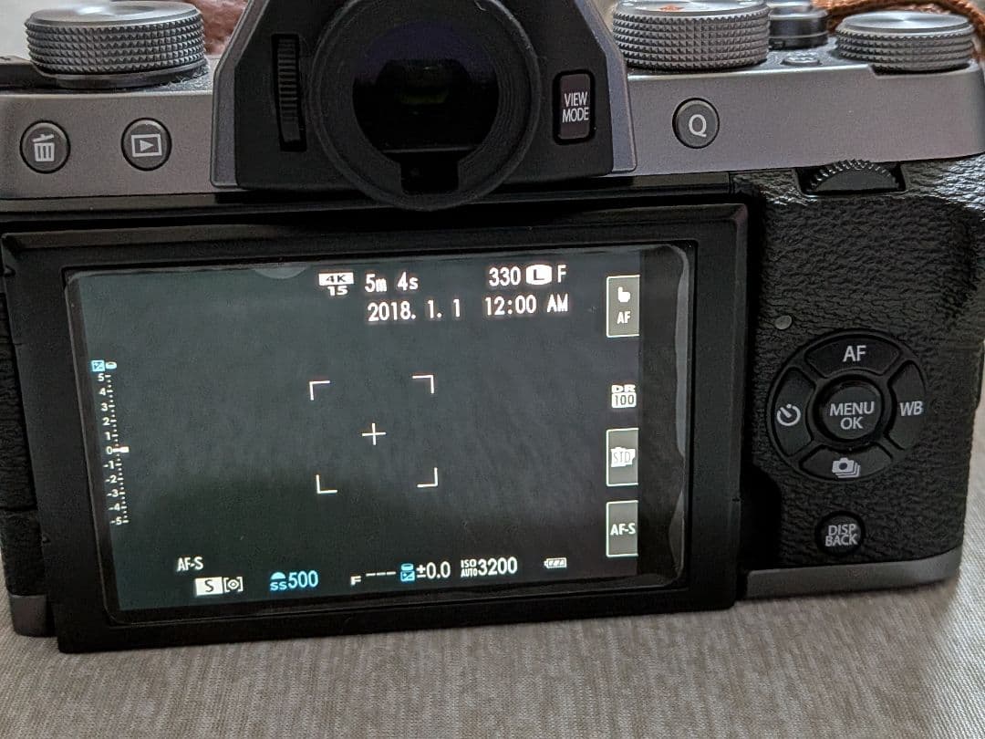 ハ*ン様 【最終値下】FUJIFILM X-T100 ボディ（ダークシルバー）ス