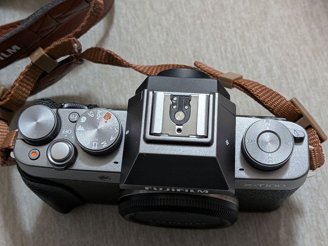 ハ*ン様 【最終値下】FUJIFILM X-T100 ボディ（ダークシルバー）ス