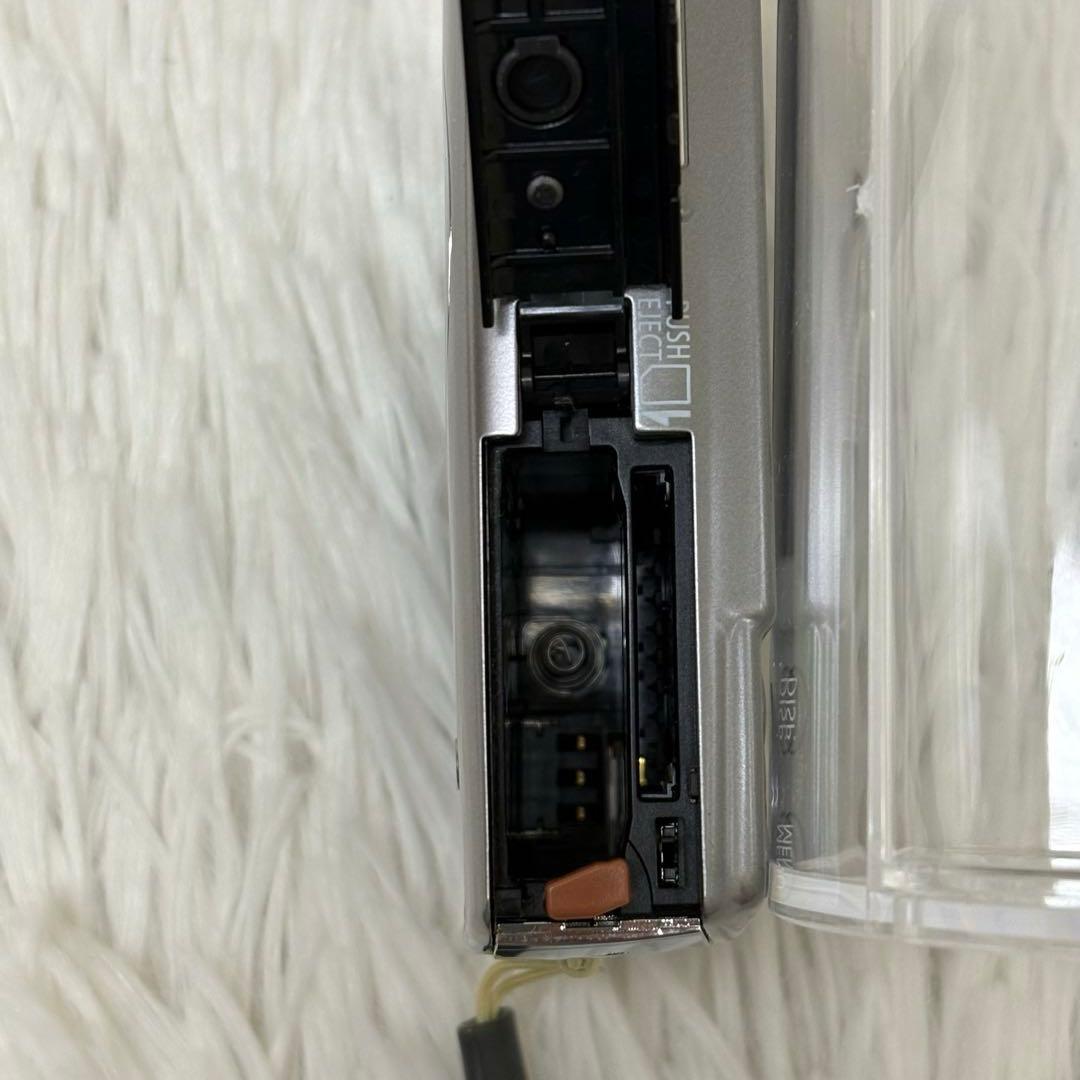 Canon カメラ　IXY 900IS PC1209 充電器 コンデジ　動作品