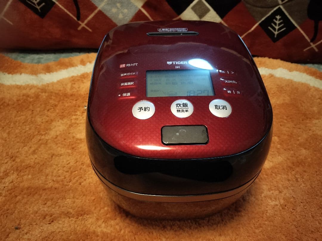 タイガー高級土鍋圧力IH炊飯ジャー（5.5合炊き）