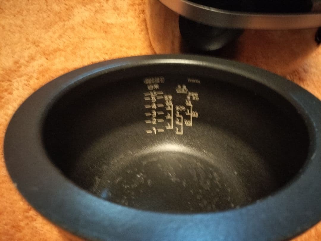 タイガー高級土鍋圧力IH炊飯ジャー（5.5合炊き）