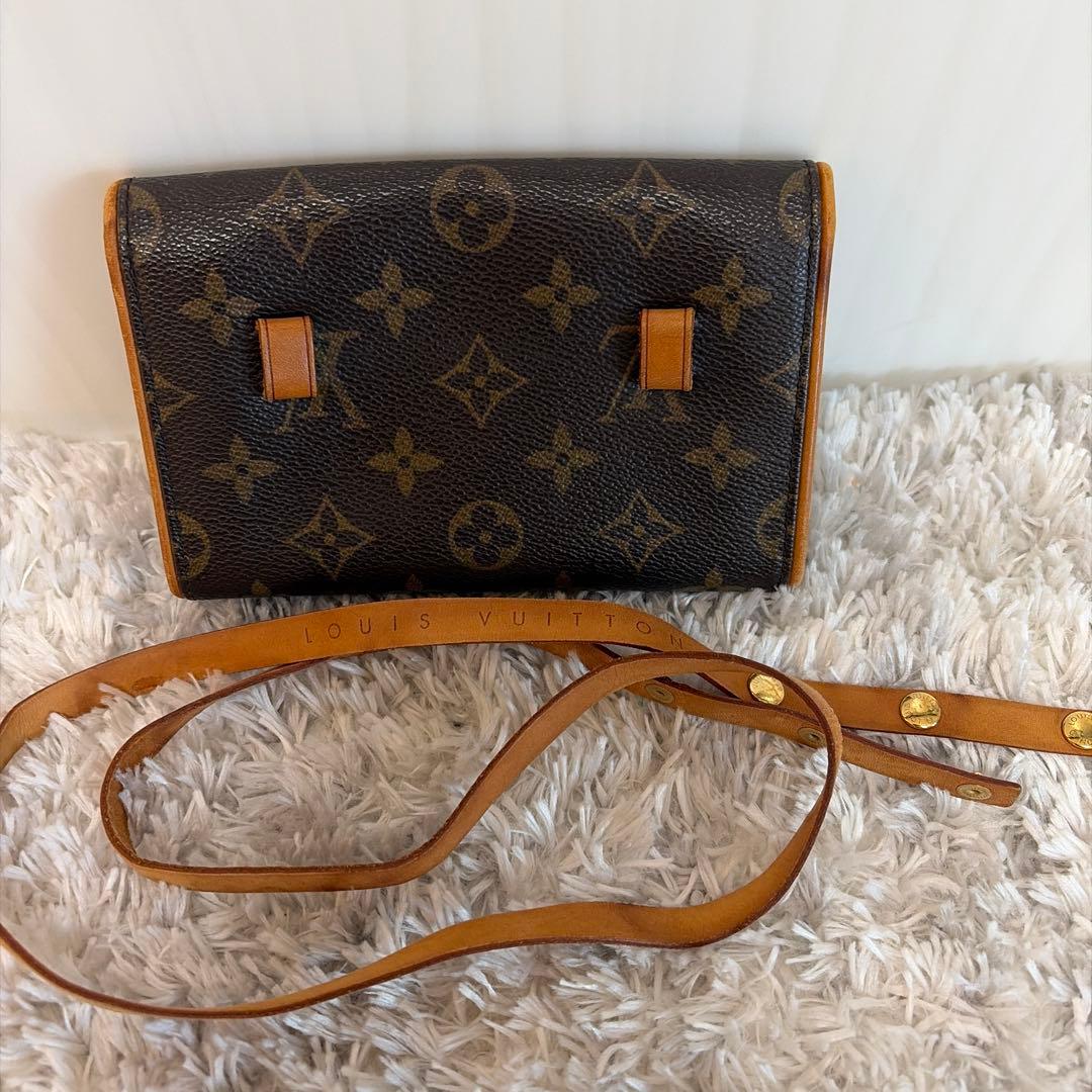 Louis Vuitton モノグラム ボディバッグ