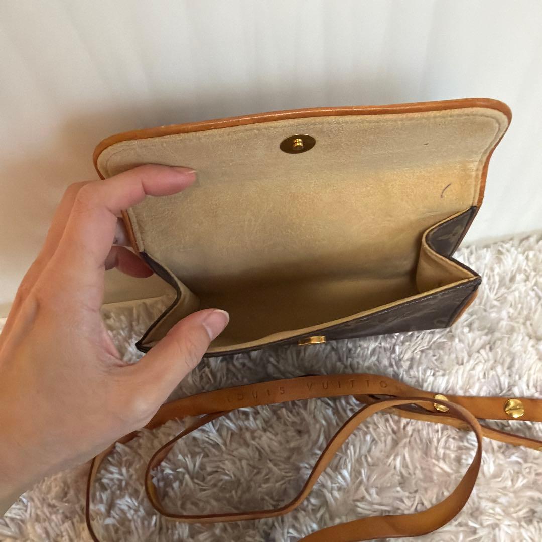 Louis Vuitton モノグラム ボディバッグ