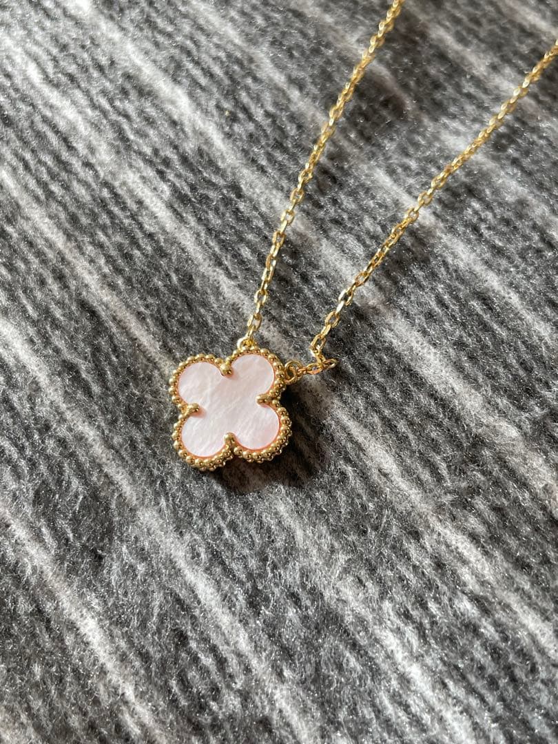 18K ヴィンテージ 四つ葉のクローバー ペンダント　ネックレス　ピンク