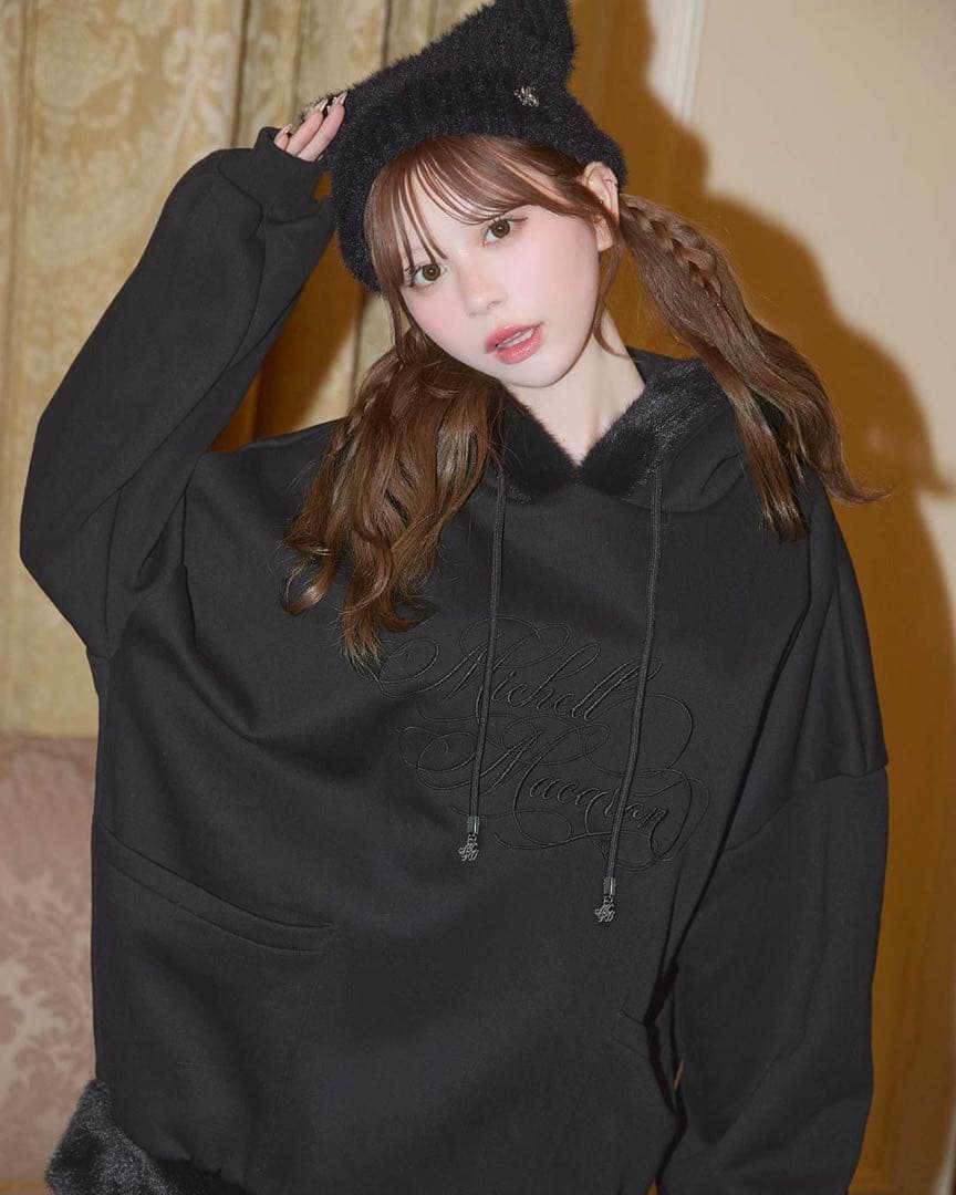 新品タグ付 ミシェルマカロン ファートリミングビックパーカー ブラック