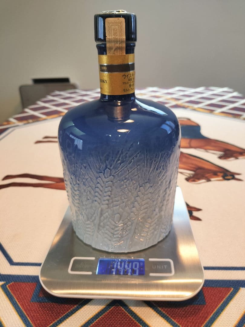 ウイスキー　感謝百年 佐治敬三 有田焼 陶器ボトル