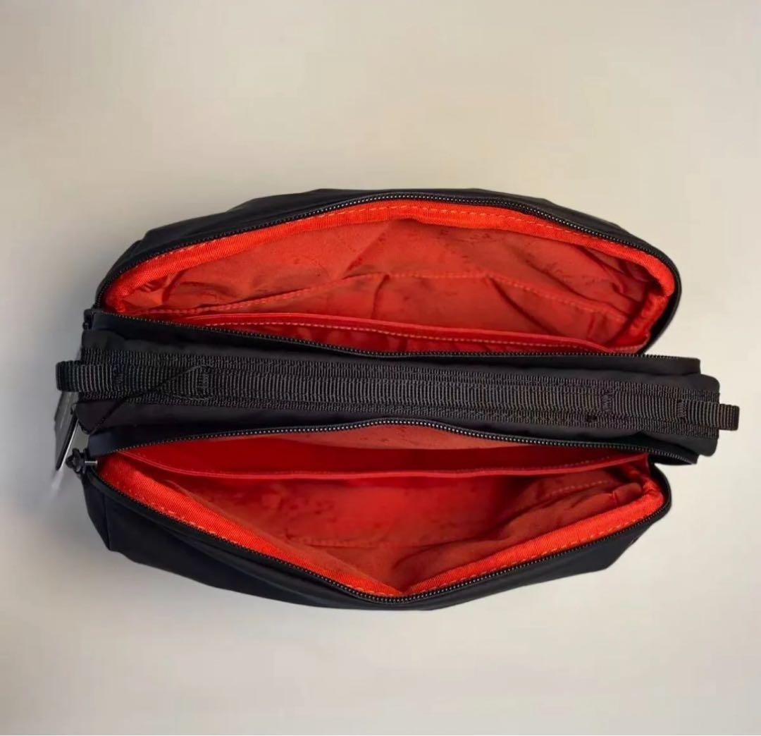 topologie ブラック ショルダーバッグ