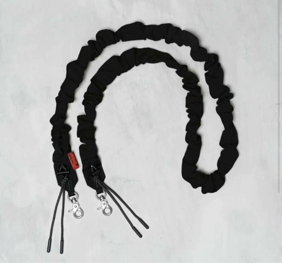 topologie ブラック ショルダーバッグ