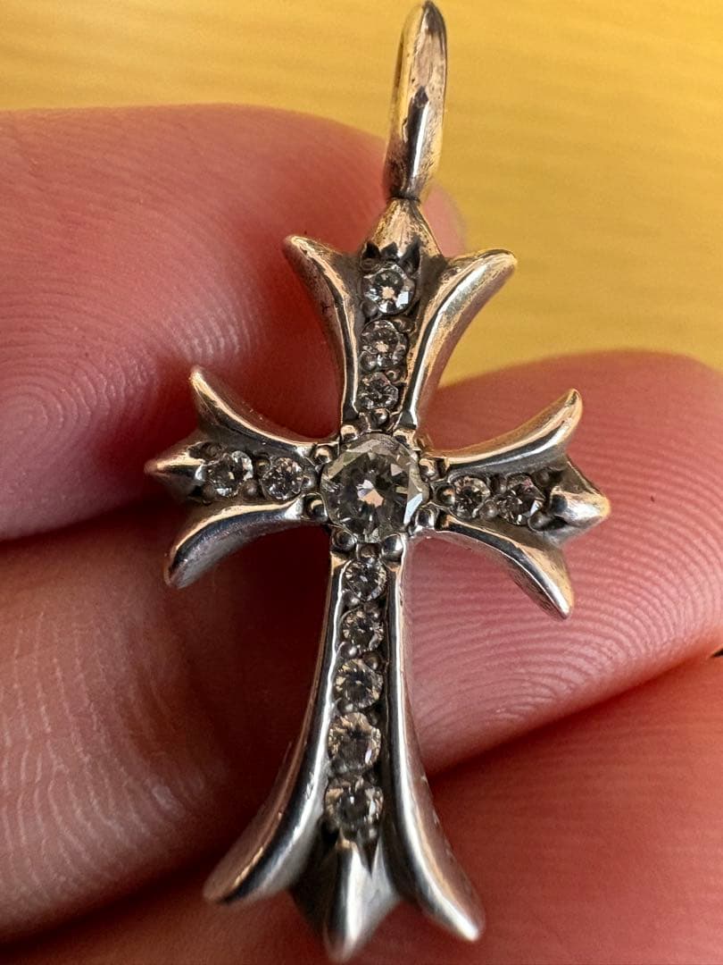 クロムハーツ/タイニーファットクロス PAVEダイヤ