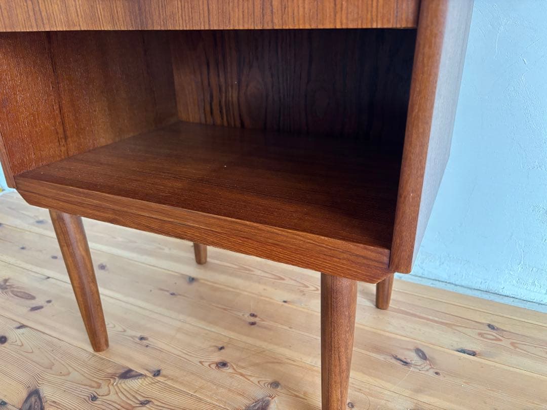 北欧ヴィンテージ　チーク　デンマーク　キャビネット