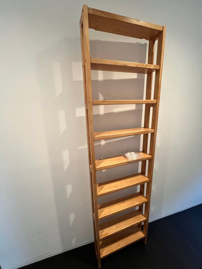 【もも】突っ張らずに取り付けられる薄型ラック・本棚　幅50cm