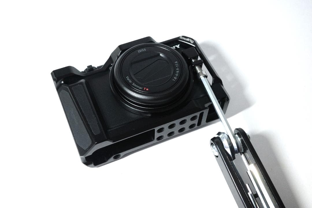 SONY ZV-1M2　smallrig製リグ＋グリップ＋予備バッテリー付き