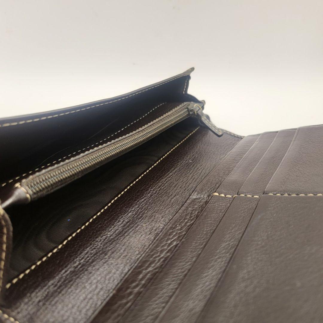 GUCCI GGキャンバス 長財布 ブラウン レザー 金具付き 定番人気