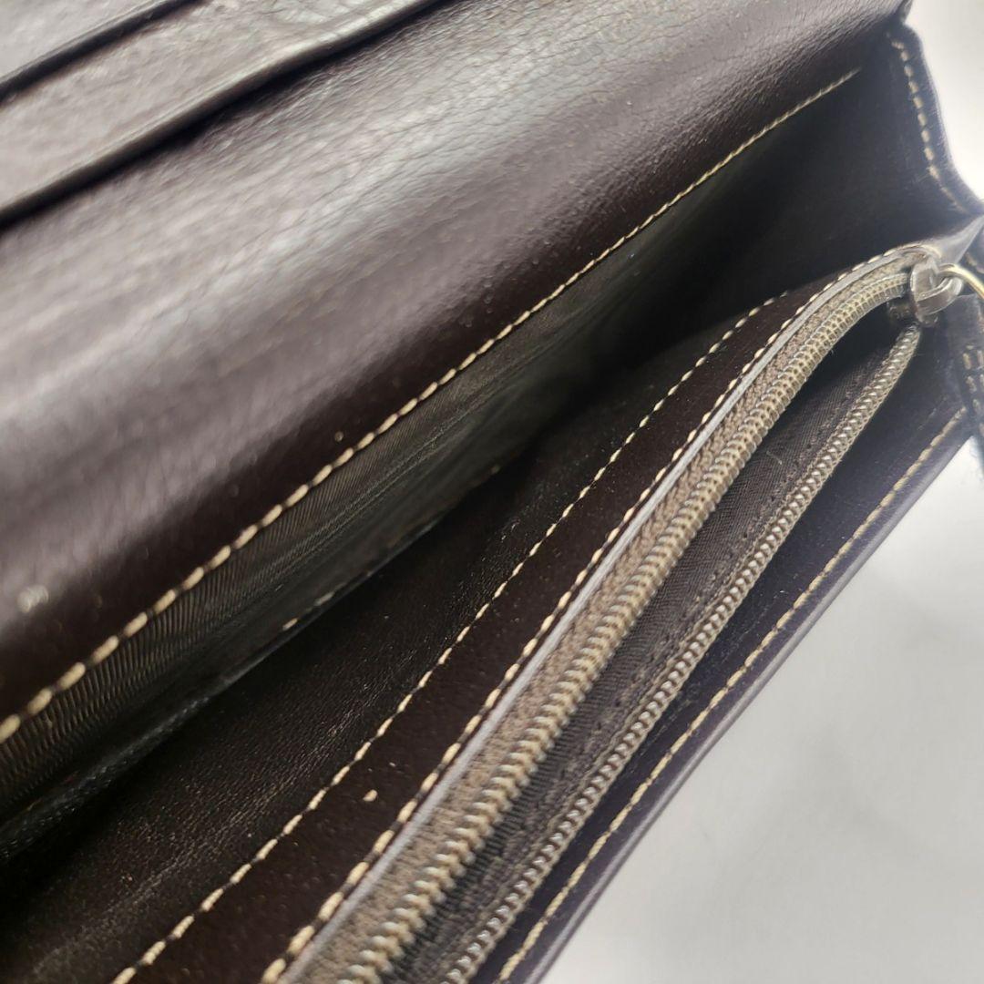 GUCCI GGキャンバス 長財布 ブラウン レザー 金具付き 定番人気