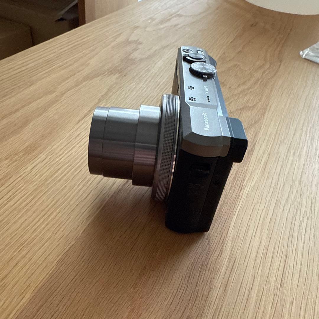 デジカメ　LUMIX