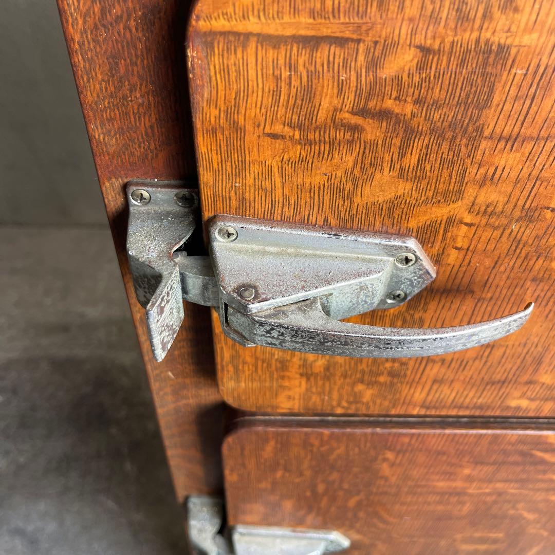 昭和レトロ　木製冷蔵庫　氷冷蔵庫　ビンテージ冷蔵庫