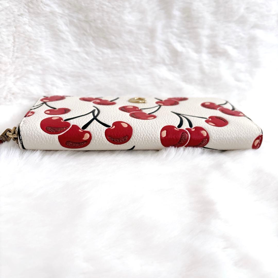 COACH 長財布 チェリー ラウンドファスナー