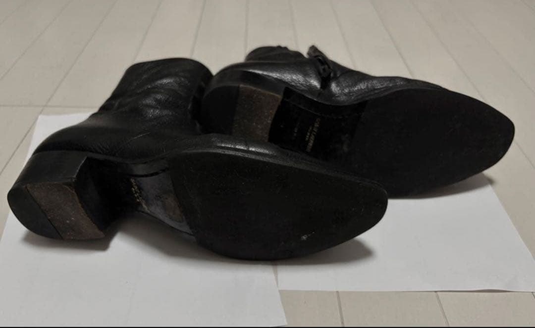 saint laurent ヒールブーツ　ブーツ　セリーヌ