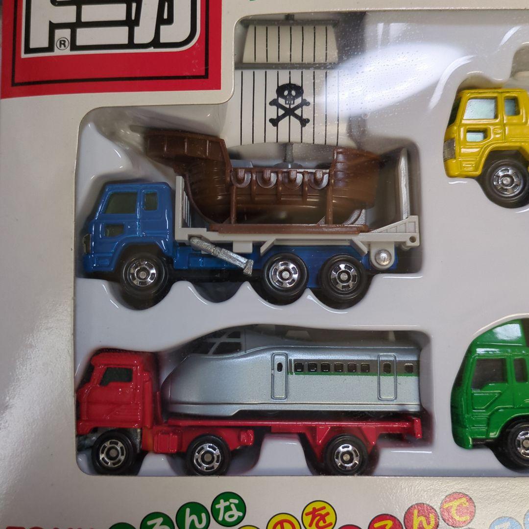 トミカ ゆかいなトレーラーセット2 ミニカー4台入り　未開封