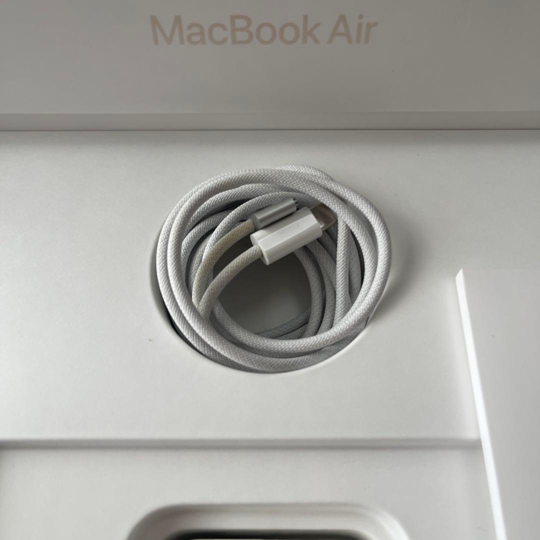 Apple MacBook Air M2 本体 メモリ16gb SSD256gb