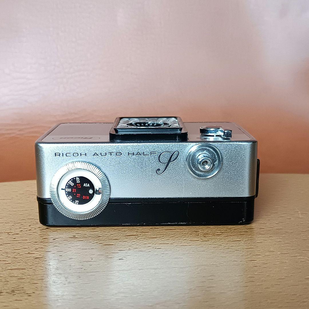フィルムカメラ【整備、完動品】リコーオートハーフS