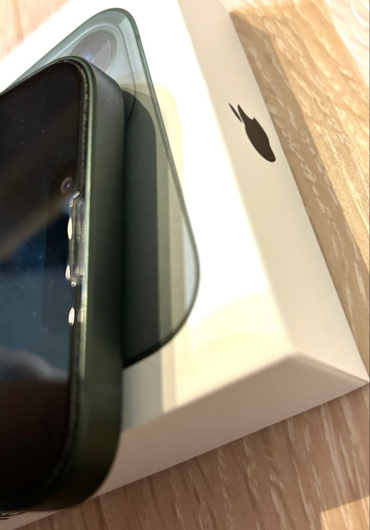 【週末セール】美品iPhone13 グリーン256GB SIMフリー 付属品新品