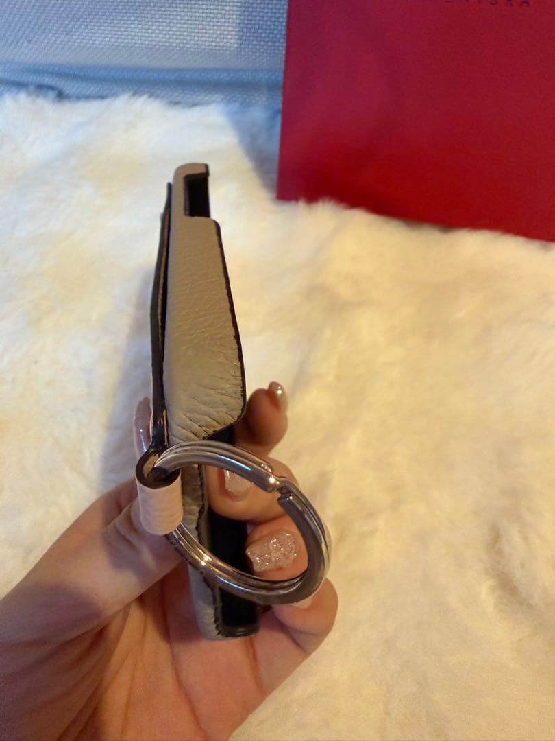 ボナベンチュラ ストラップ付きケース ベージュiPhone14